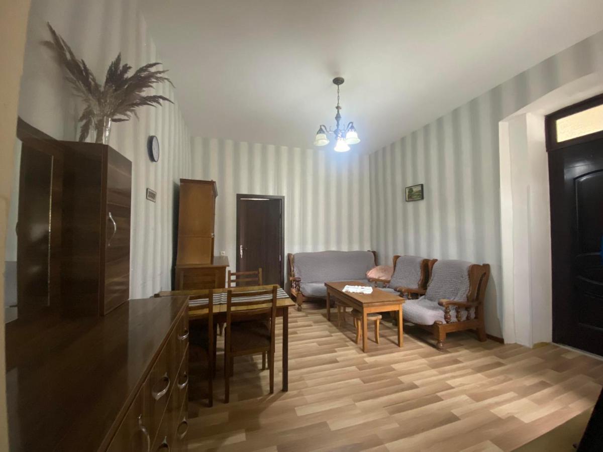 Guesthouse Venera Mestia Buitenkant foto