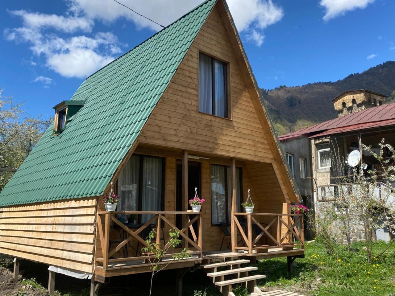 Guesthouse Venera Mestia Buitenkant foto